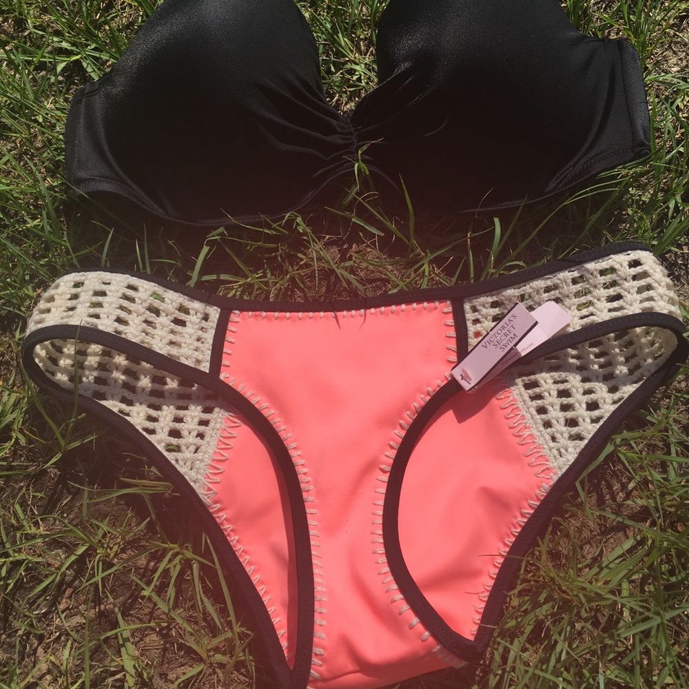 BN Victoria’s Secret bright coral crochet bottoms